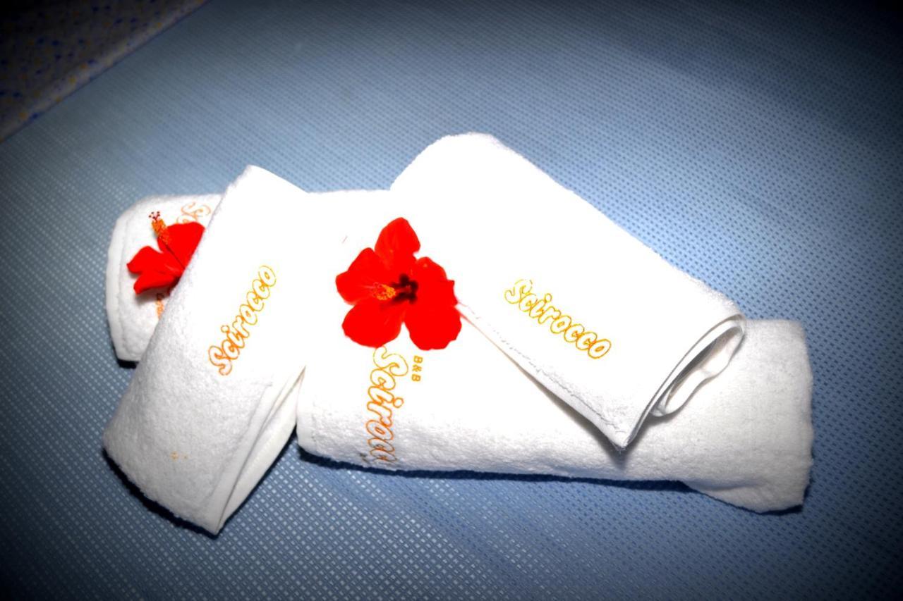 Scirocco Bed & Breakfast เชฟาลู ภายนอก รูปภาพ