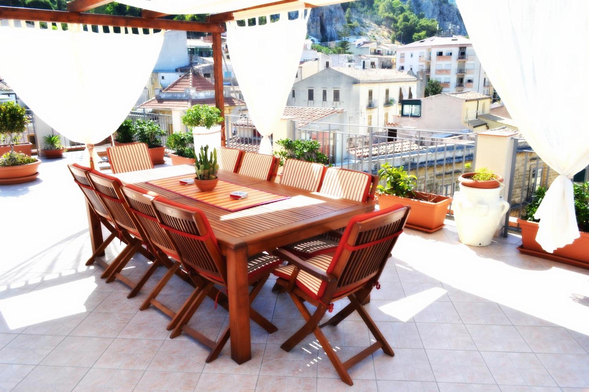Scirocco Bed & Breakfast เชฟาลู ภายนอก รูปภาพ